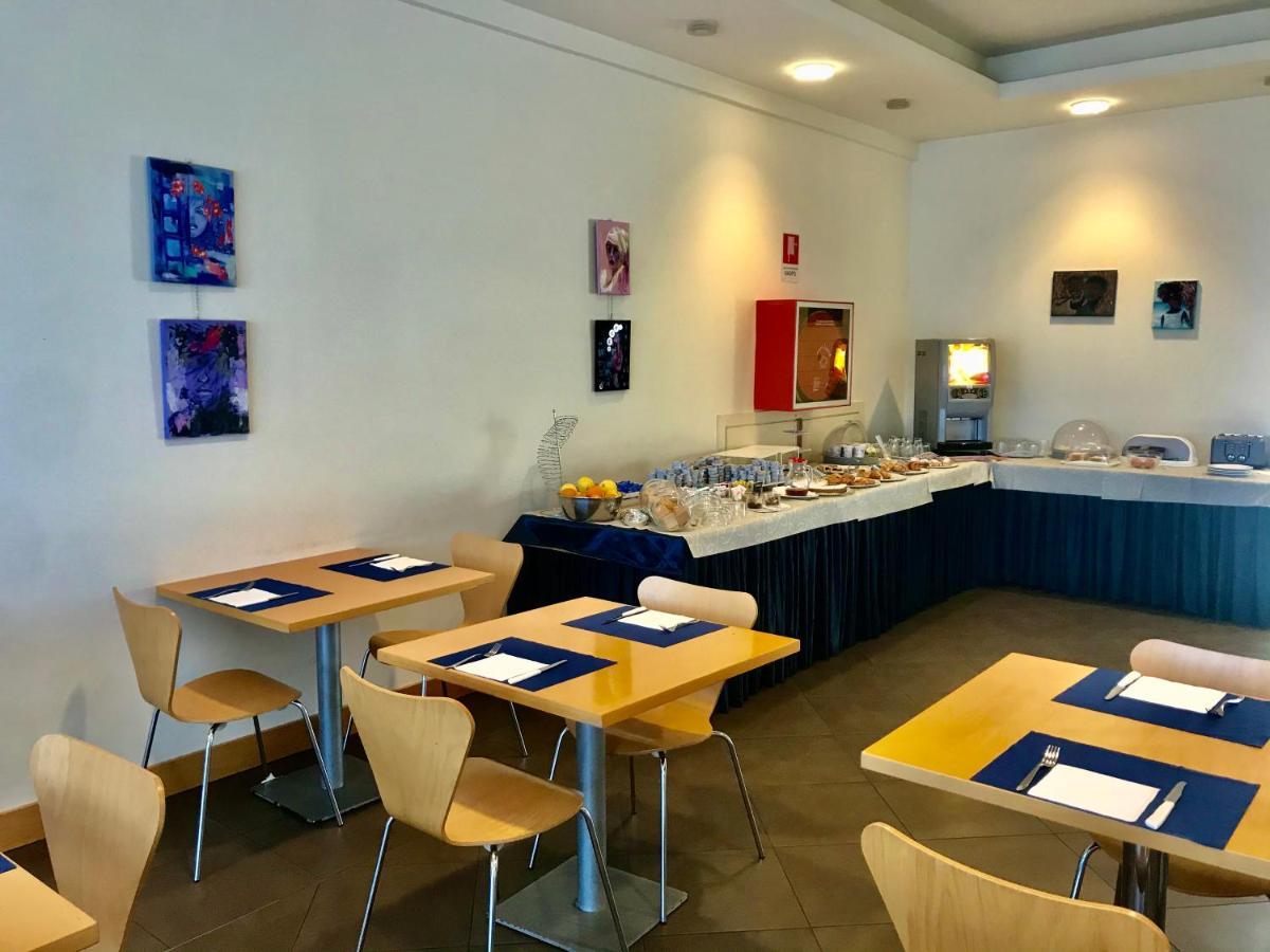 Hotel Ristorante Trendy Πράτο Εξωτερικό φωτογραφία