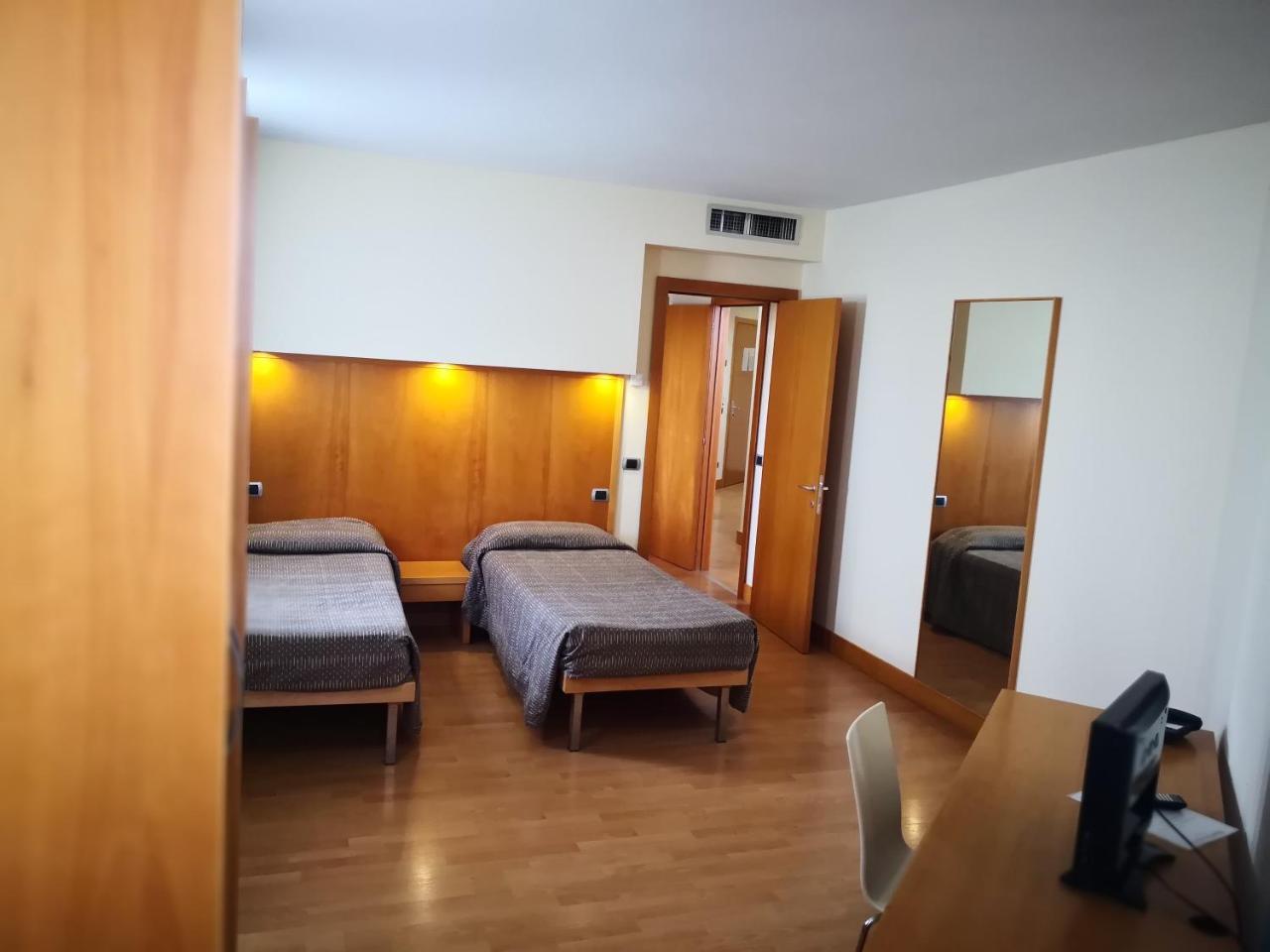 Hotel Ristorante Trendy Πράτο Εξωτερικό φωτογραφία