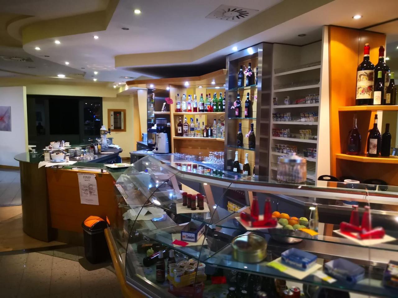 Hotel Ristorante Trendy Πράτο Εξωτερικό φωτογραφία